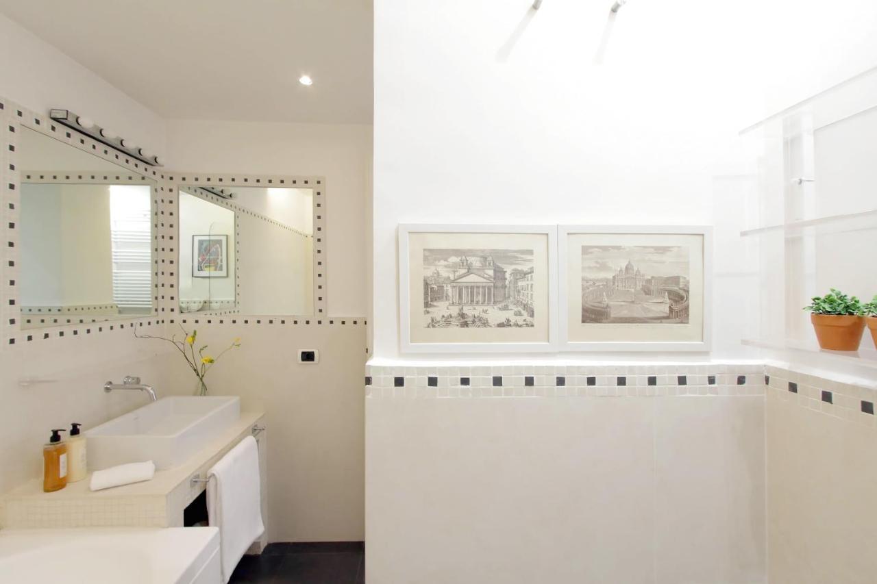 Colosseo Terrace Apartment ローマ エクステリア 写真
