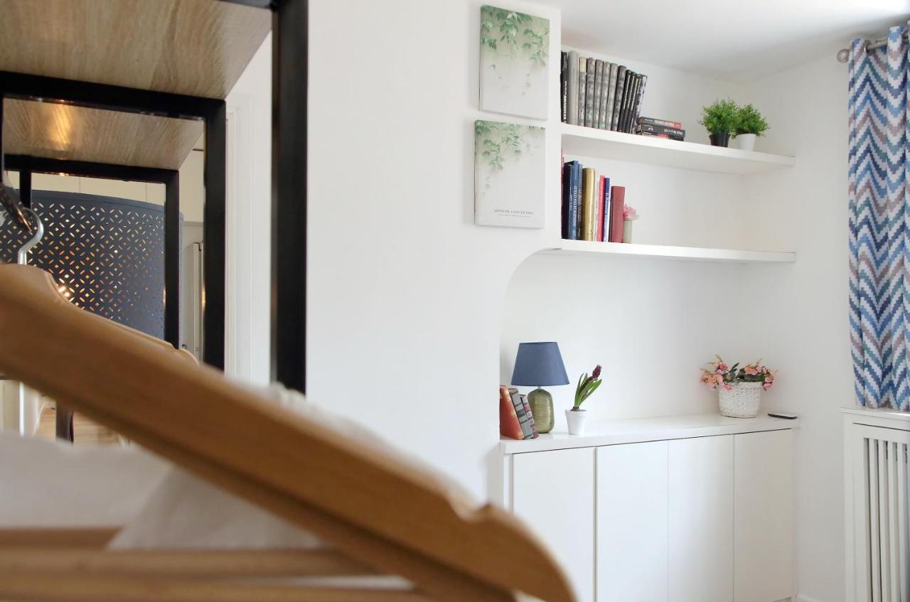 Colosseo Terrace Apartment ローマ エクステリア 写真